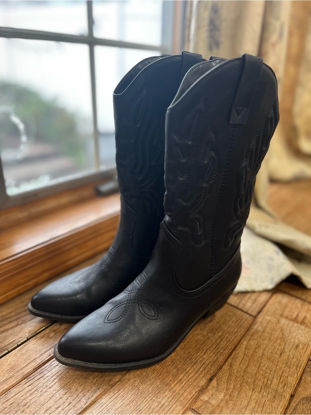 Dream Pairs Black Western Heeled Cowboy Boots